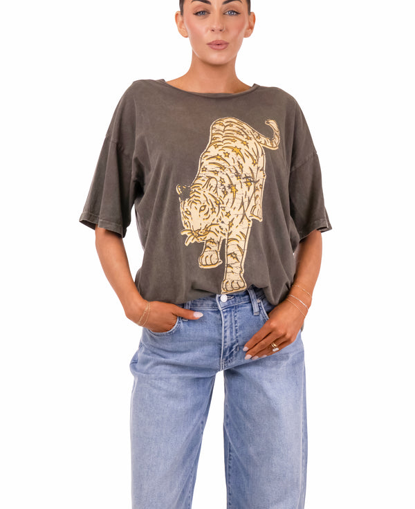 Tiger Vintage Graphic T-Shirt