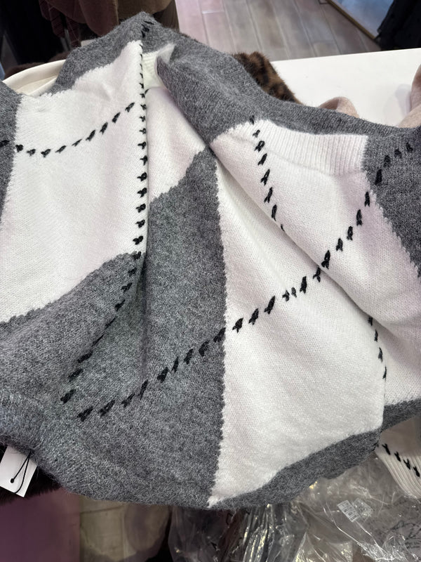 Miley Sweater