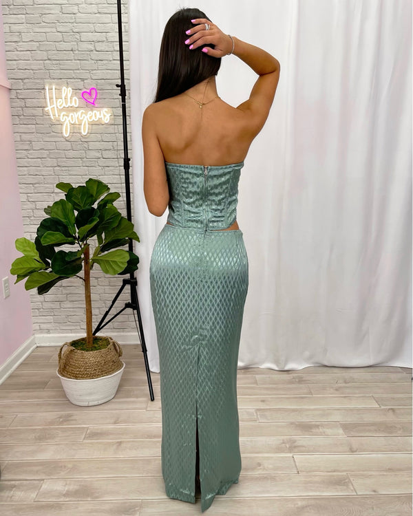 0437 Top